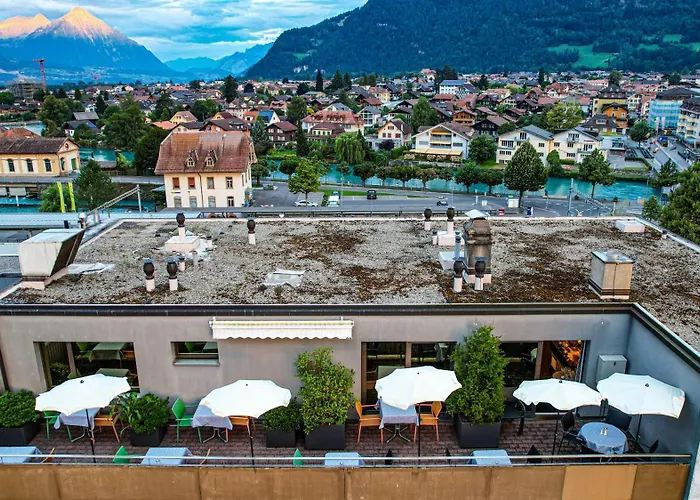 Hotel Merkur - West Station Interlaken