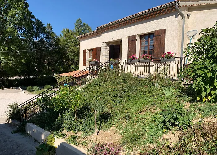 Maison Castellane Chambre d'Hotes B&B