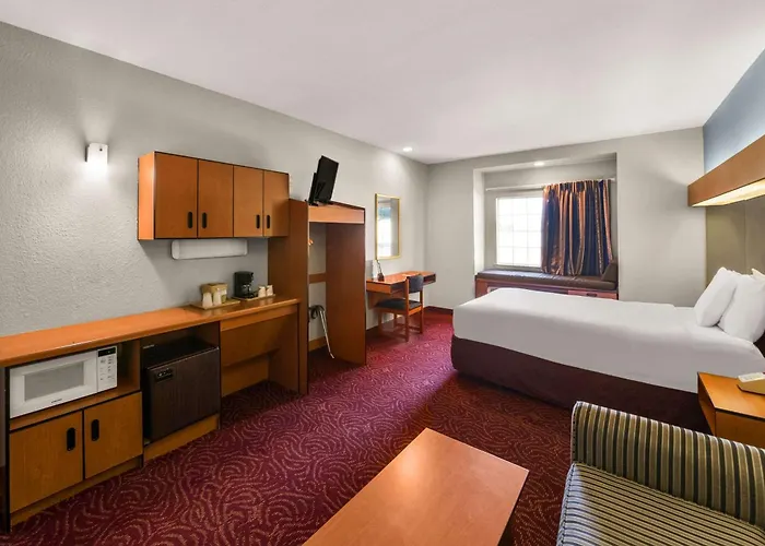 Econo Lodge Inn & Suites Mesquite - Dallas East