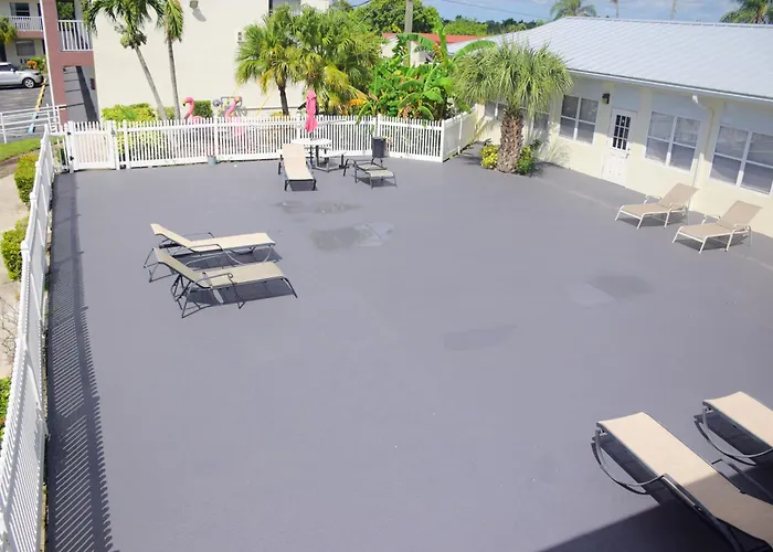 Flamingo Motel