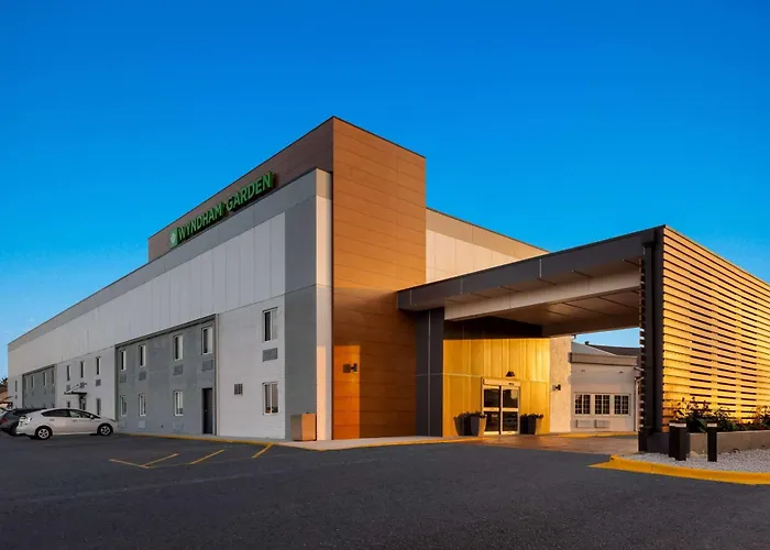 Wyndham Garden Ankeny Hotel