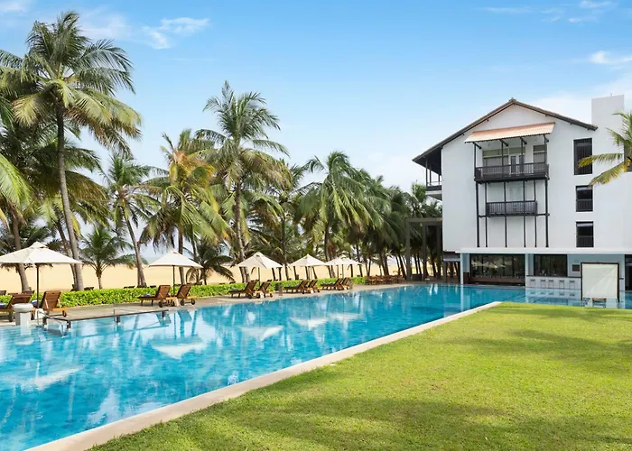 Jetwing Blue Hotel Negombo