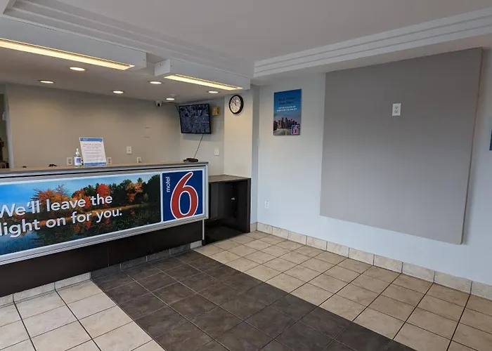 Motel 6-Leominster, Ma