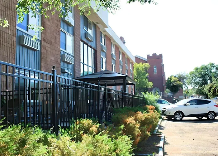 The Medicine Hat Villa