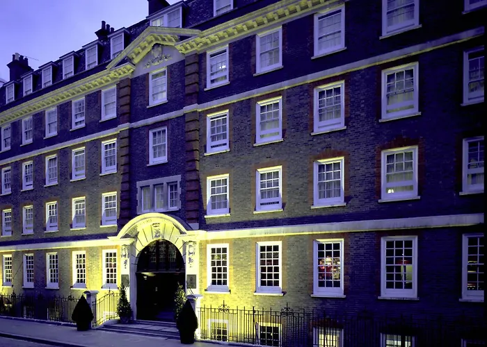Gem Fitzrovia Hotel London