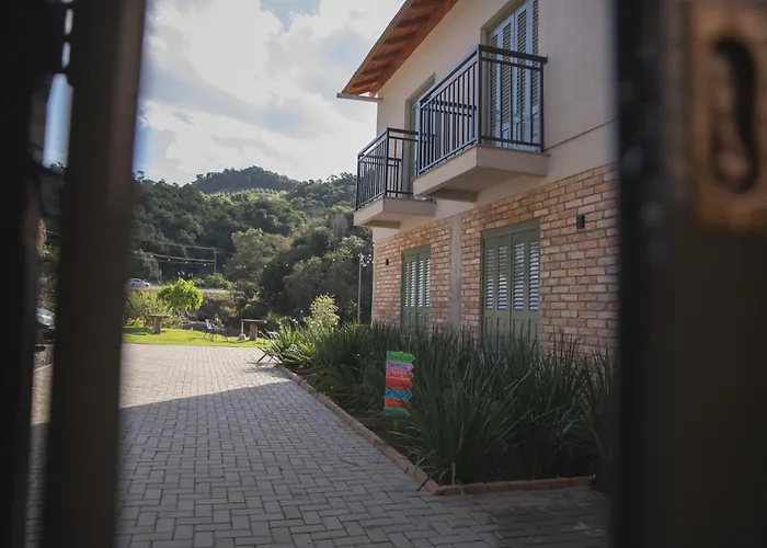 Pousada Calza - Vale dos Vinhedos - Bento Gonçalves