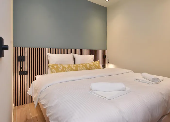 Four Star Apartments - Keizerstraat Den Haag