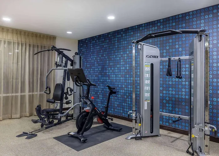 La Quinta By Wyndham Artesia Hotel