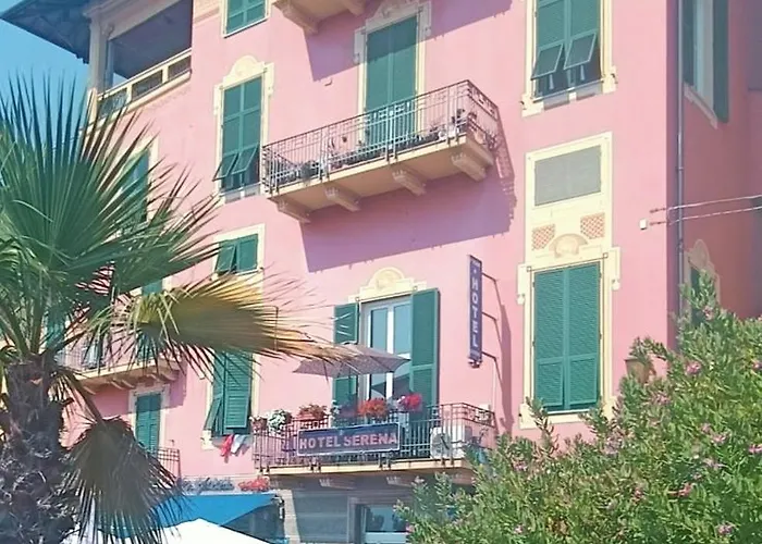 Hotel Serena
