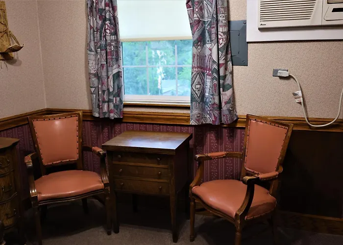 Hotels in Mariposa