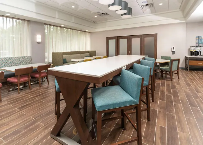 Swedesboro Hotels