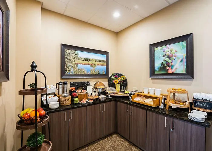 Hotel Maison Yakima Tapestry Collection By Hilton