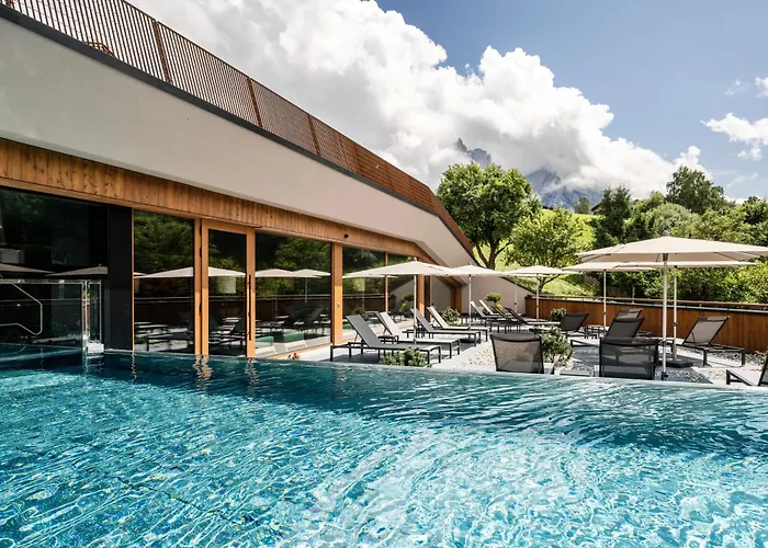 Hotel Alpenroyal Kastelruth
