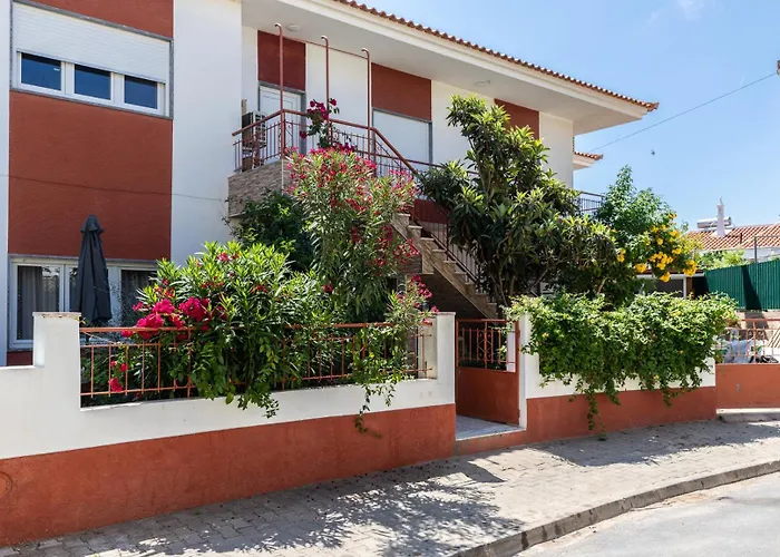 Porta Nova Guesthouse By R-Tex Tavira