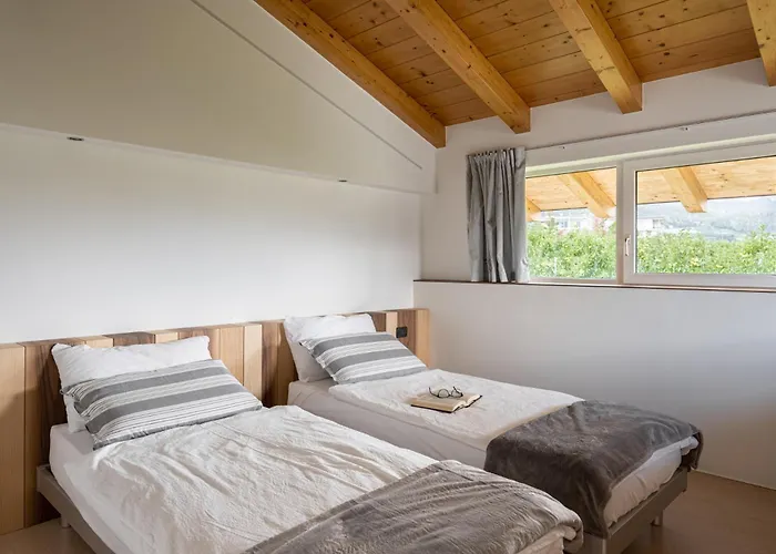 Bed and Breakfast Agritur Deromedi Cles