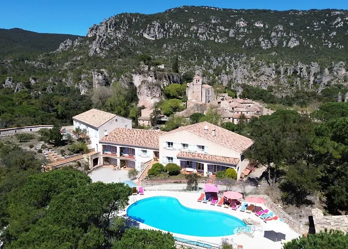 Hotels in Mourèze