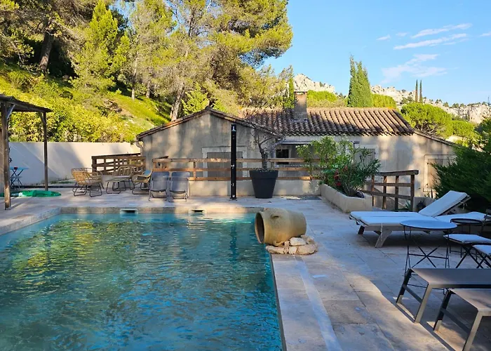 Bed and Breakfast Mas De La Fadeto à Les Baux-de-Provence