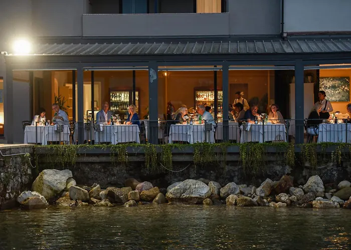 Bella Hotel&Restaurant with private dock for mooring boats