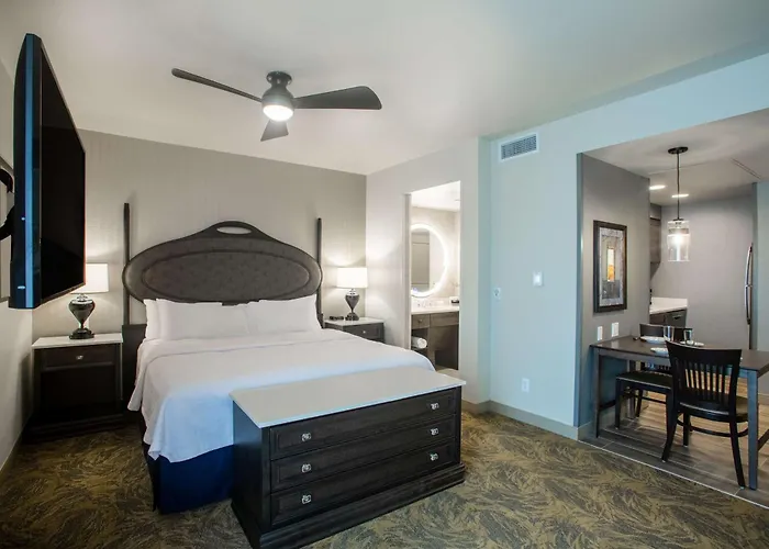 Hotels in Salina