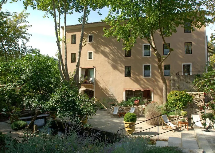 Hôtels à Fontaine-de-Vaucluse