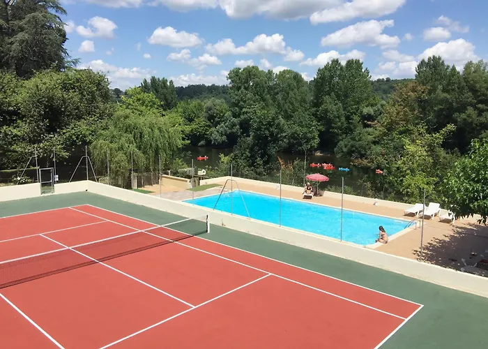 Le Buisson-de-Cadouin Hotels