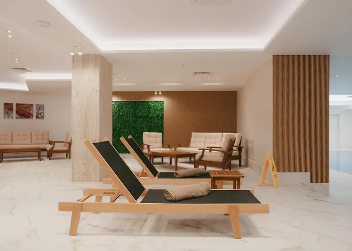 Admiral Hotel - Ultra All Inclusive&Private Beach Golden Sands