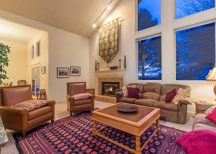 Canyon Racquet Club A-2 Apartment Cottonwood Heights