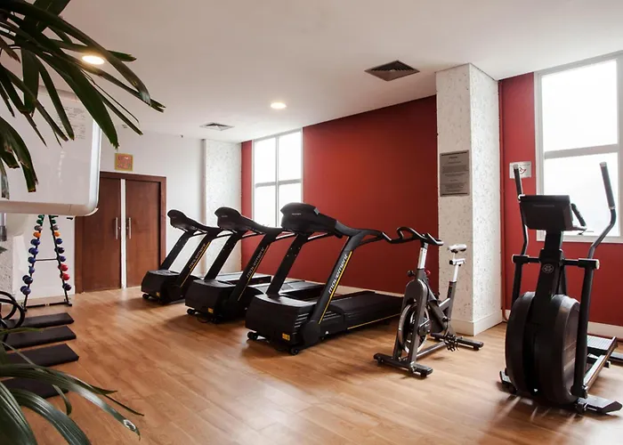 Apto No Comfort Suites Com Cafe E Estac Incluso