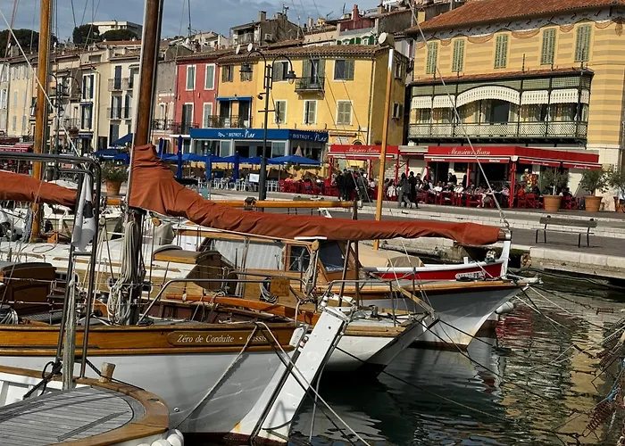 Hotels in Cassis