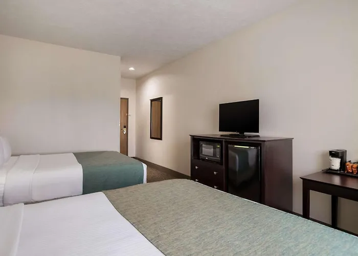 Kendallville Hotels
