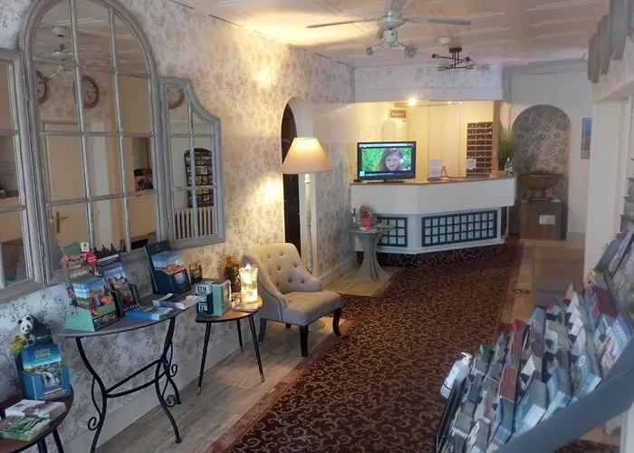Cit'Hotel Logis Louise de Savoie