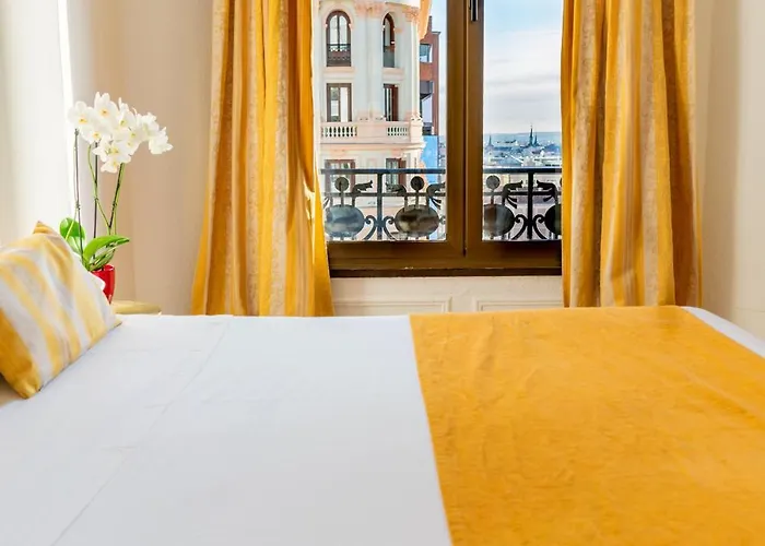 Hostal Josefina-Gran Via
