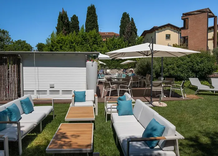 The Ziba Hotel & Spa Peschiera del Garda