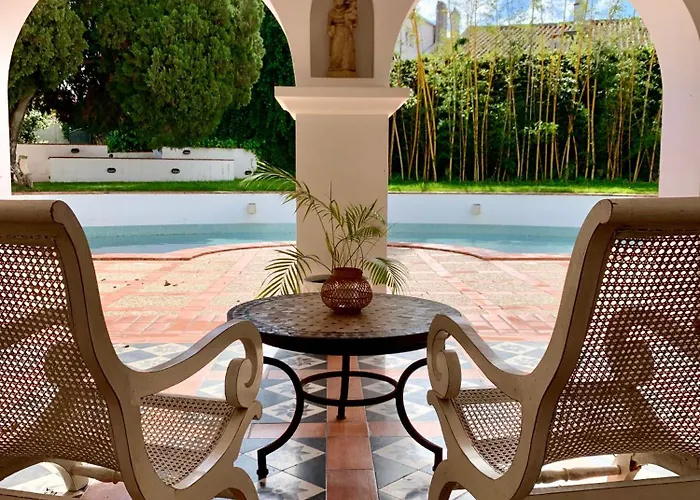 Casa Pitta Charm Villa Santarém