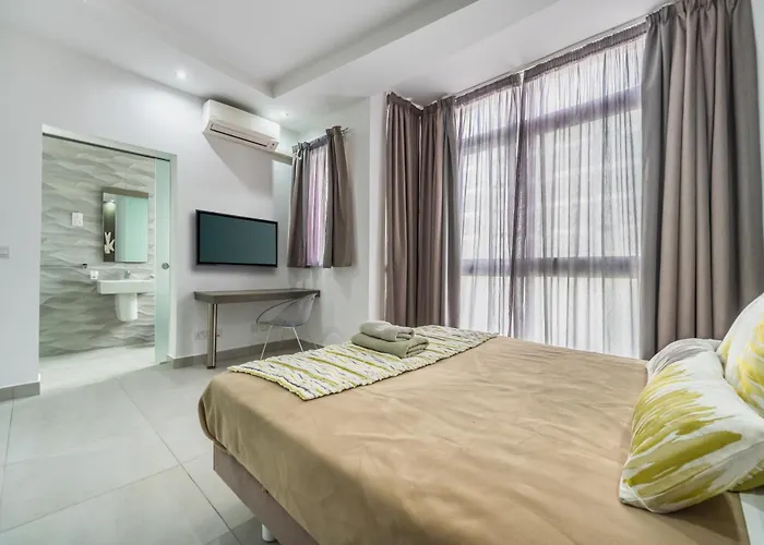 Jules Suites San Giuliano