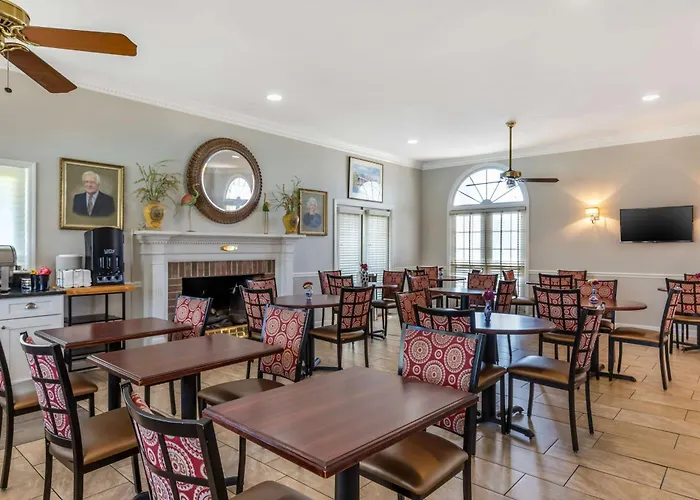 Best Western Plus Santee Inn