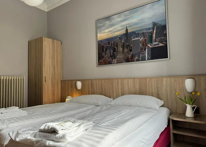 Hotel Kieler Hof - Hamburg Central Station