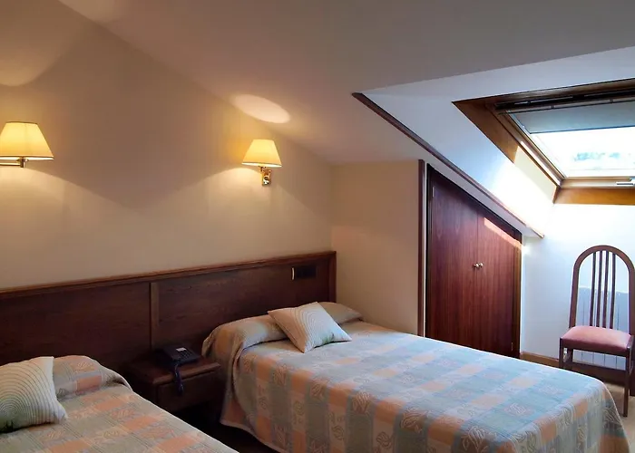 Hotel y Apartamentos Arias Navia