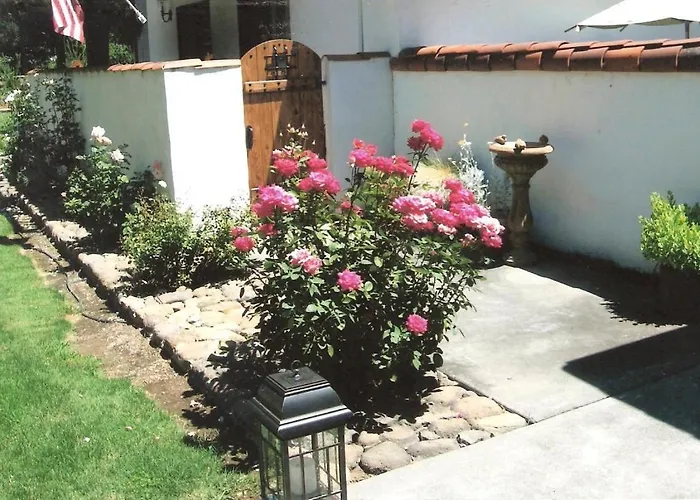 Spanish Villa Inn St. Helena