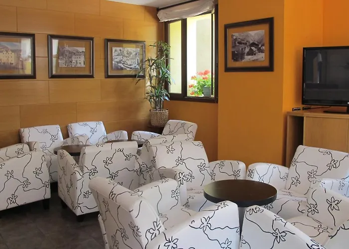 Hoteles en Llavorsí