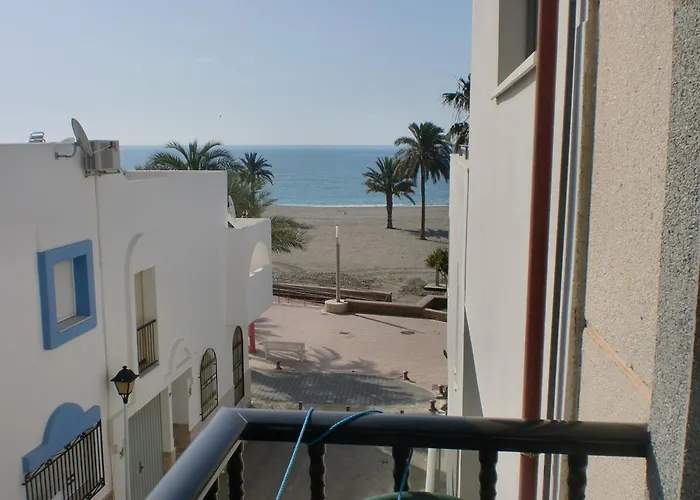 Pensión Las Palmas Carboneras