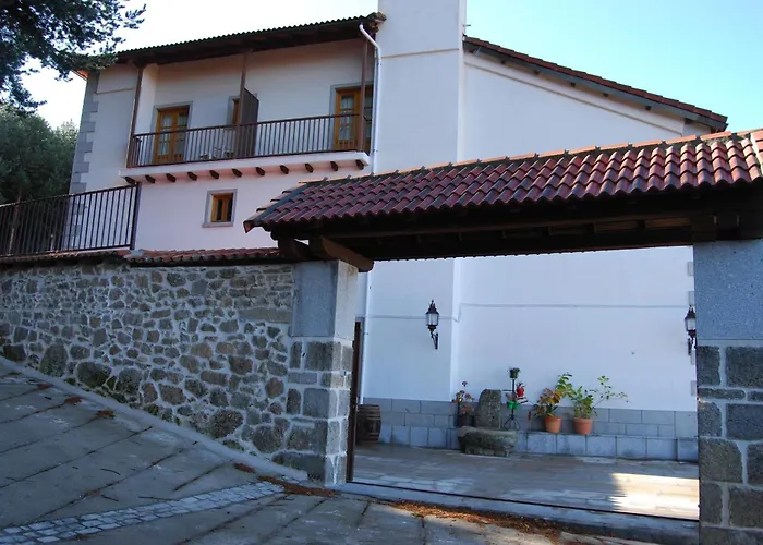 Hotel Cinco Castaños Candelario