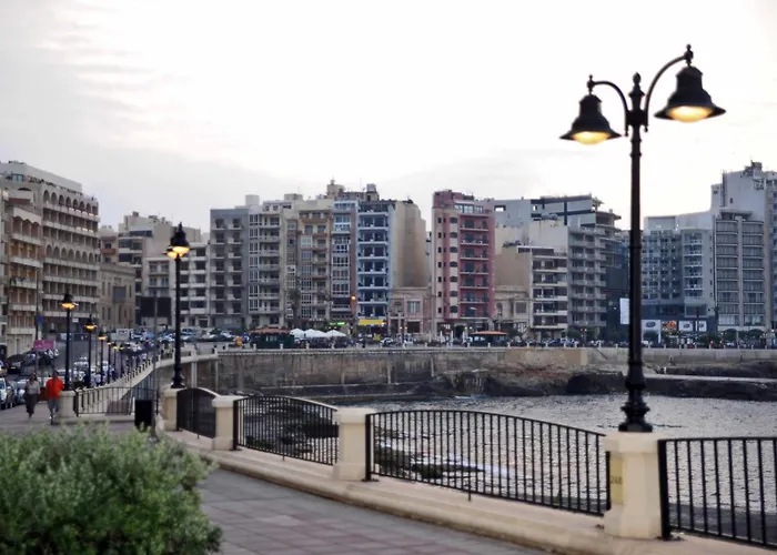 Sliema Chalet Hotel