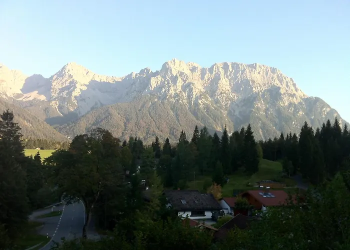 Bäckeralm© - B&B 16 + Mittenwald