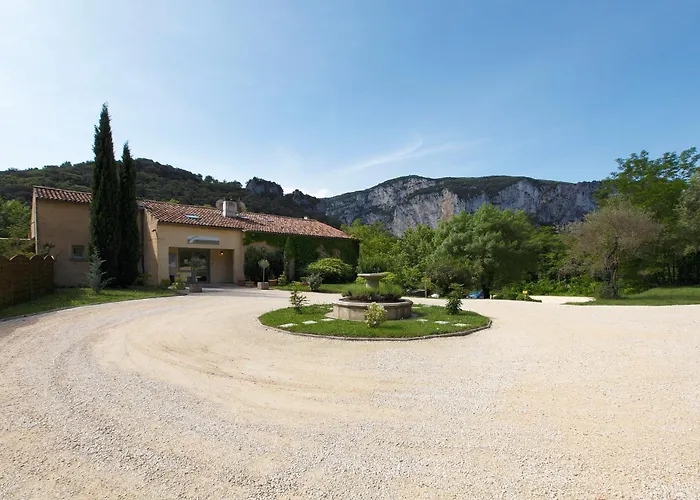 Vacancéole - Le Domaine de Chames - Pont d'Arc Vallon-Pont-dʼArc
