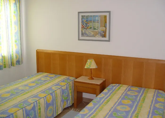 Hotéis em Porches (Algarve)
