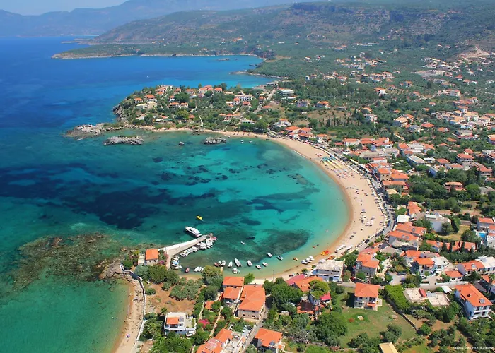 Hotels in Stoúpa