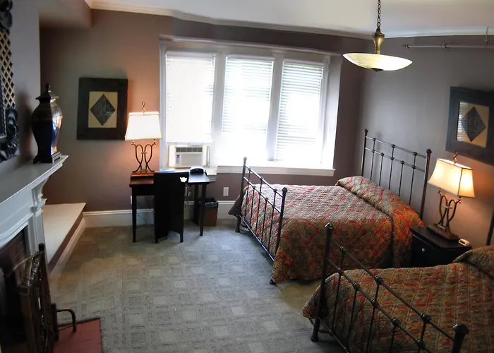 Longwood Inn Brookline