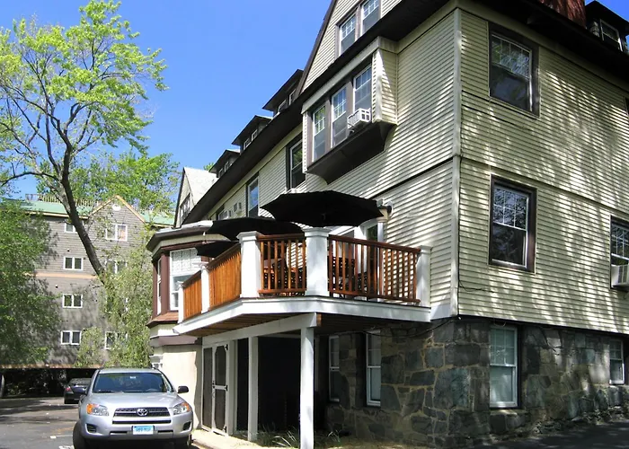Longwood Inn Brookline