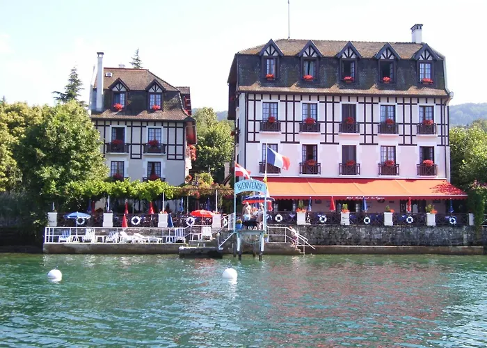 Hotel Les Cygnes à Évian-les-Bains